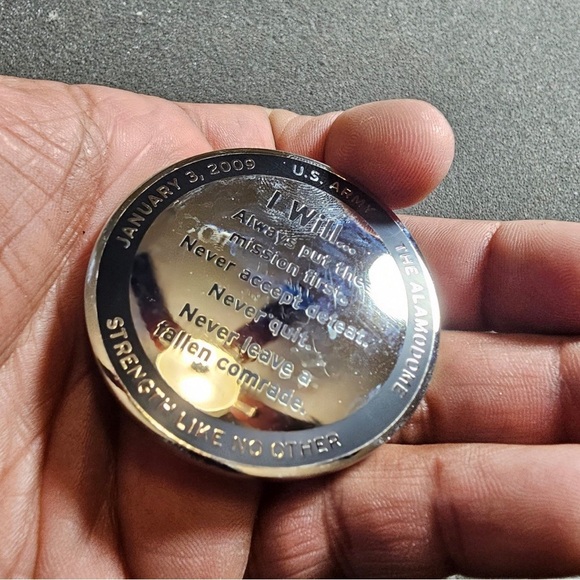 January 3, 2003 U.S. Army All American Bowl Commemorative Challenge Coin Token - Picture 3 of 7